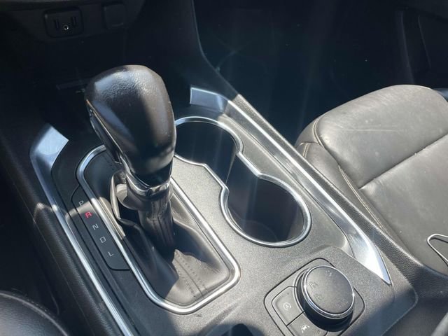 Used 2022 Chevrolet Traverse LT image 30