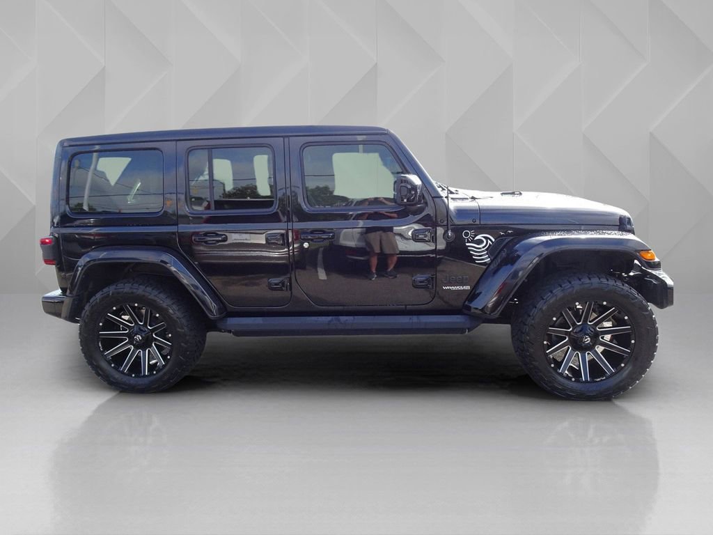 Used 2021 Jeep Wrangler Unlimited Sahara image 6