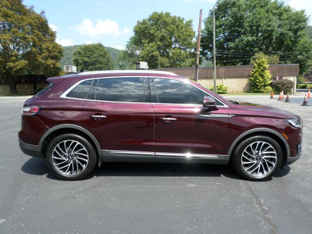 Used 2019 Lincoln Nautilus Reserve image 8