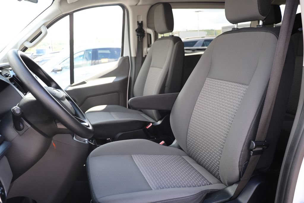 Used 2024 Ford Transit 350 XLT RWD image 12