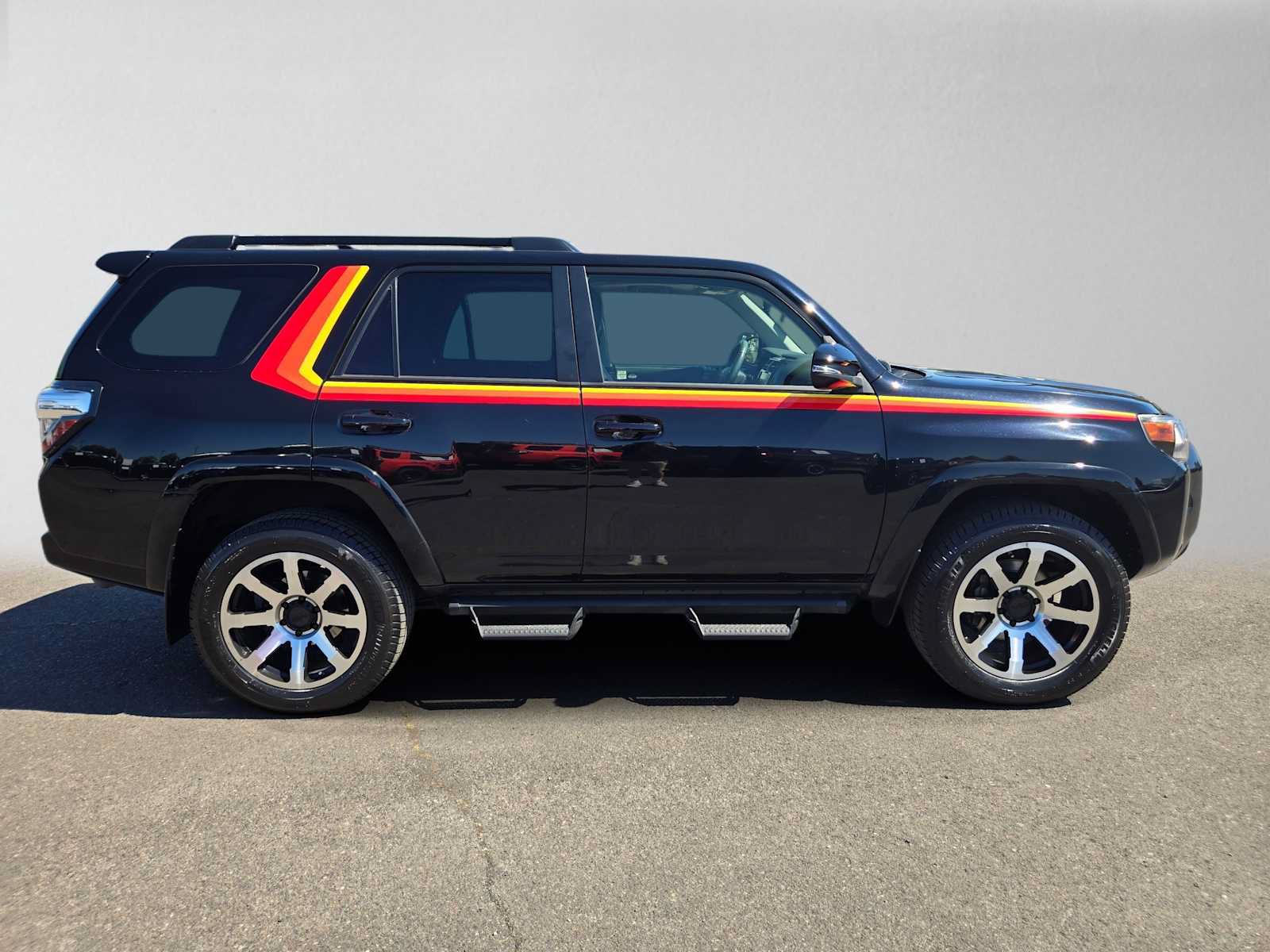 Certified 2023 Toyota 4Runner 40th Anniversary SE w/ Wilderness Package (TMS) AWD/4WD image 2