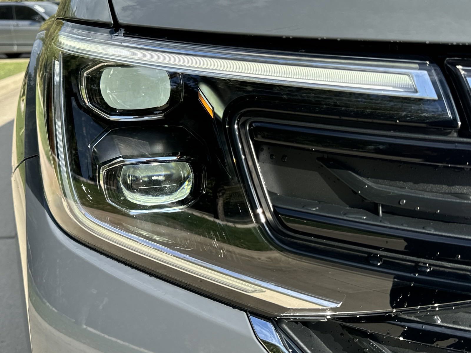 Used 2026 Volkswagen Atlas Cross Sport SEL Premium R-Line image 6