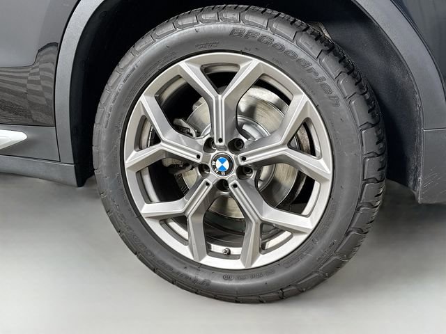 Used 2022 BMW X3 xDrive30i w/ Premium Package 2 image 32