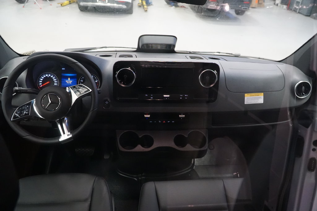 New 2026 Mercedes-Benz Sprinter 2500 image 10