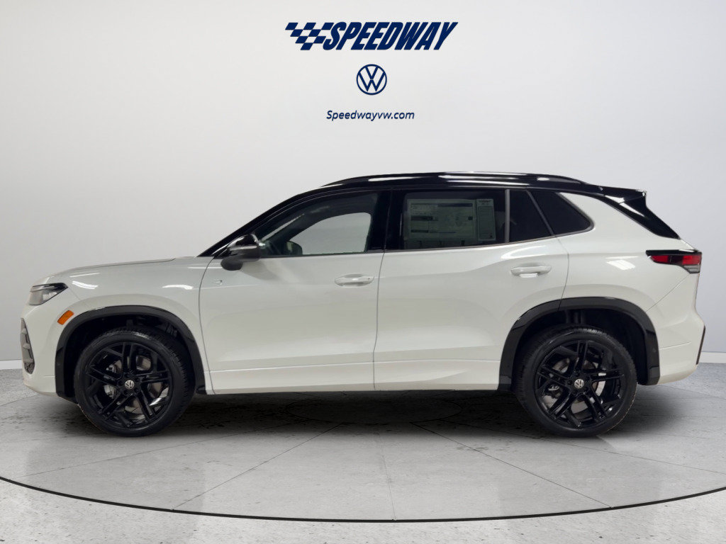 New 2026 Volkswagen Tiguan SE R-Line AWD/4WD image 10