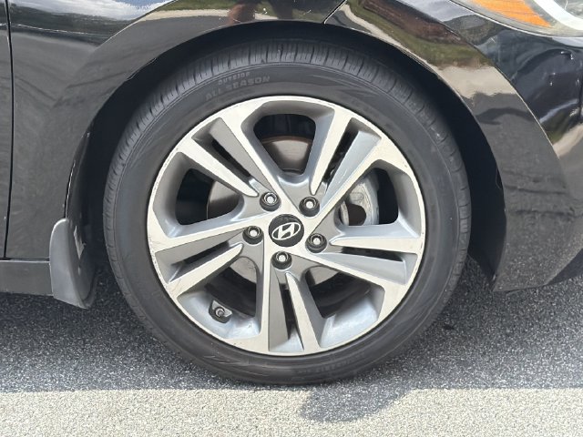 Used 2018 Hyundai Elantra Limited w/ Limited Ultimate Package 02 FWD image 14
