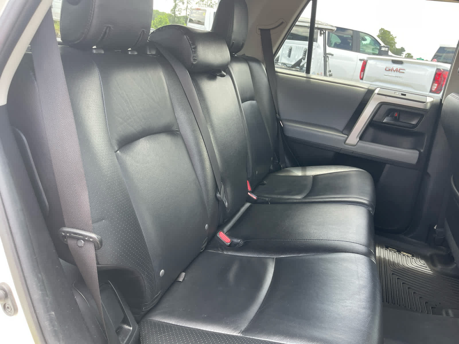 Used 2013 Toyota 4Runner SR5 w/ Convenience Pkg RWD image 21