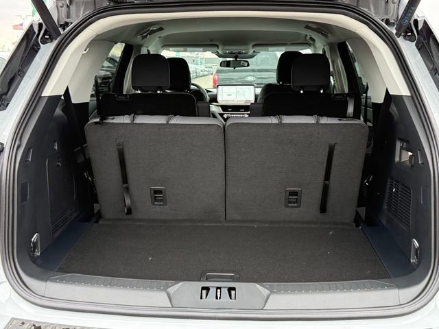 New 2026 Ford Explorer Active image 4