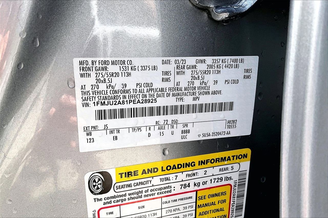 Used 2023 Ford Expedition Limited image 16