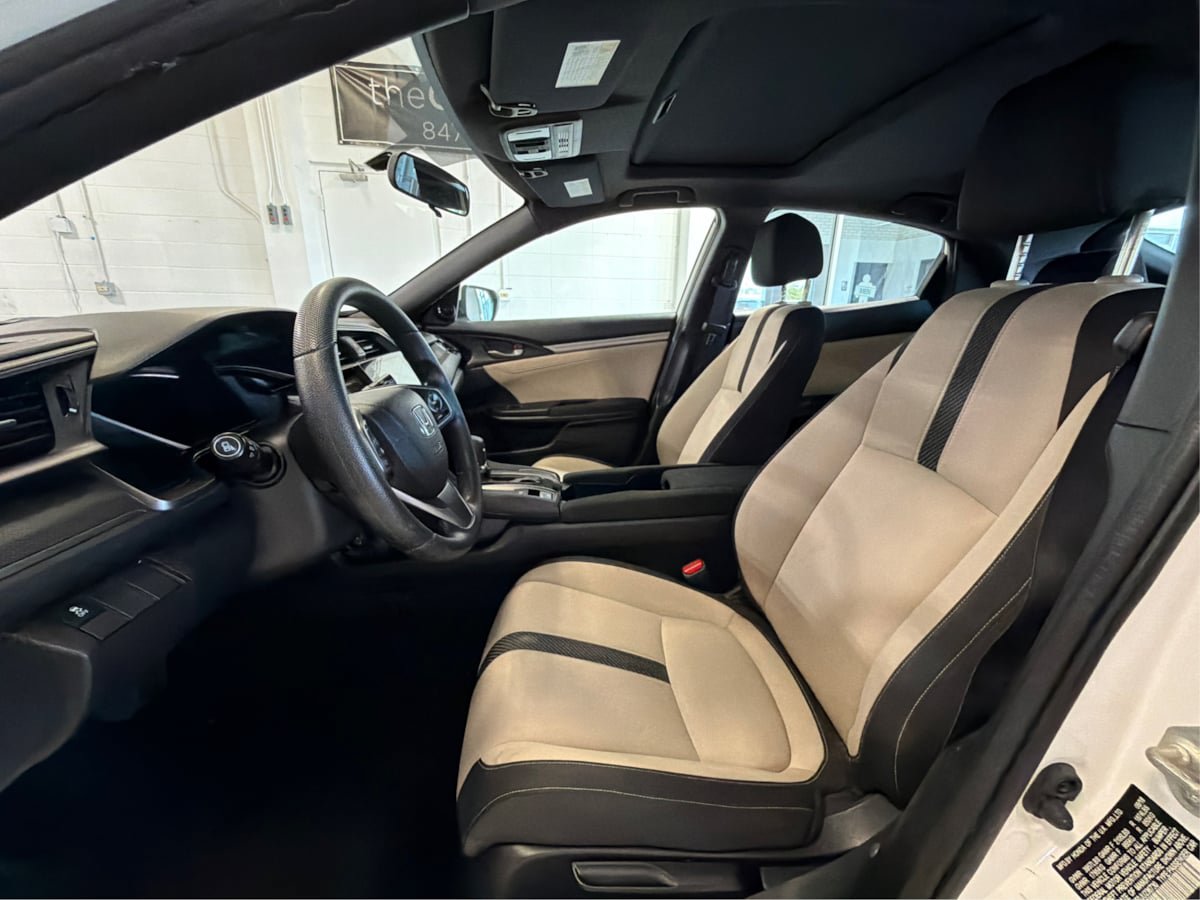 Used 2018 Honda Civic EX image 9