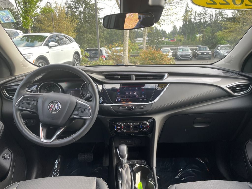 Used 2022 Buick Encore GX Select w/ Sport Touring Package FWD image 18