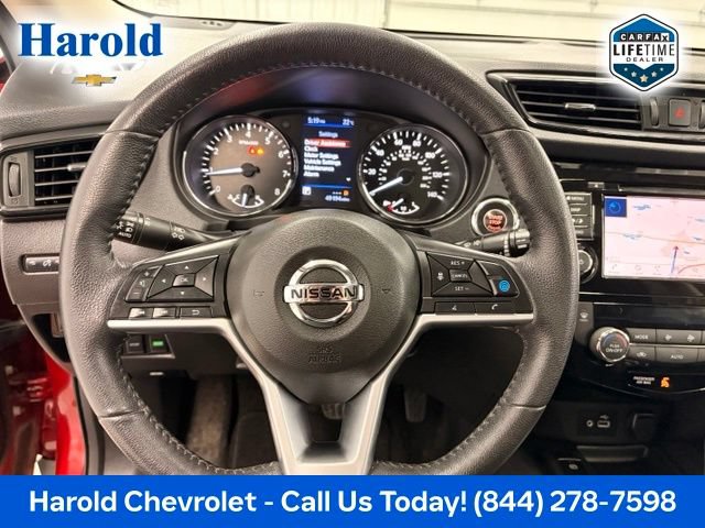 Used 2020 Nissan Rogue SV AWD/4WD image 16