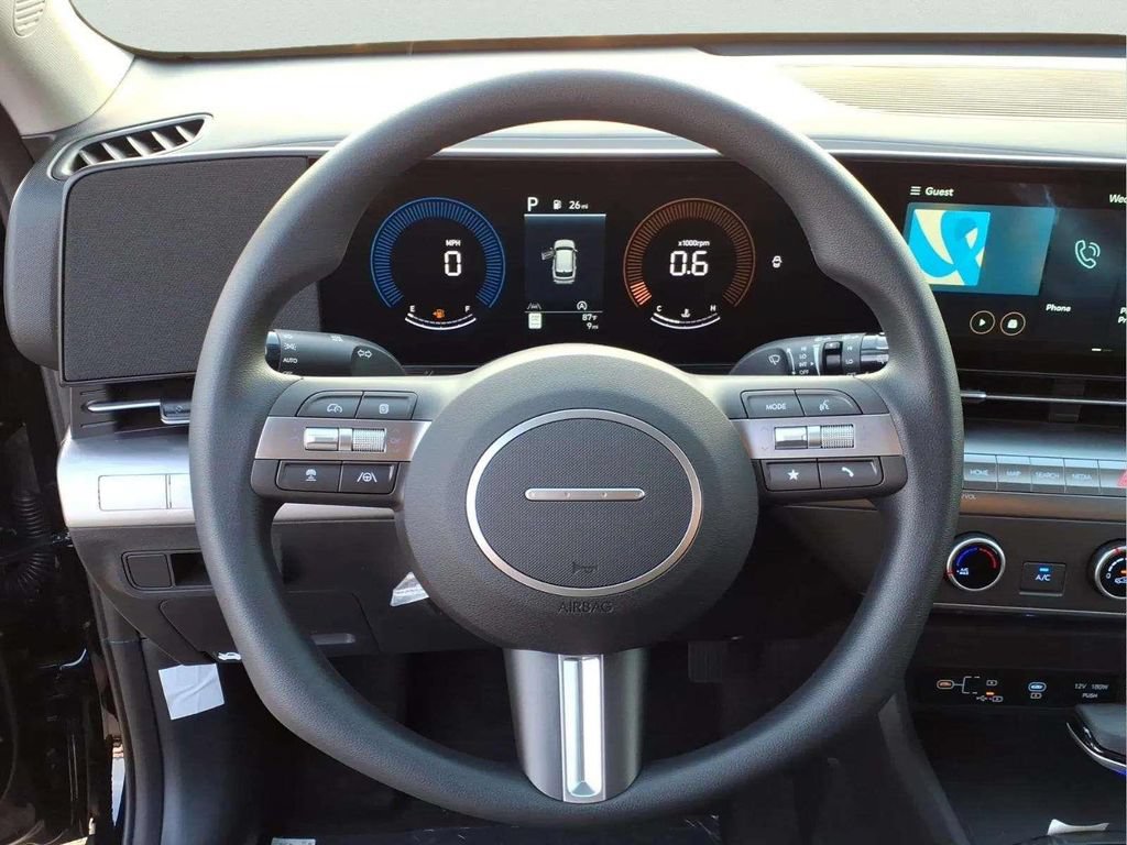 New 2026 Hyundai Kona SE FWD image 14