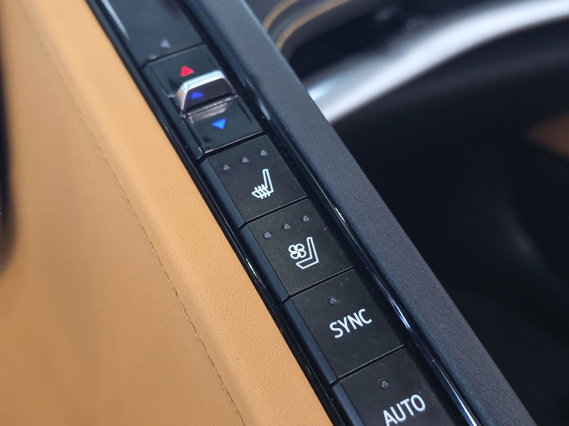 Used 2023 Chevrolet Corvette Z06 image 21