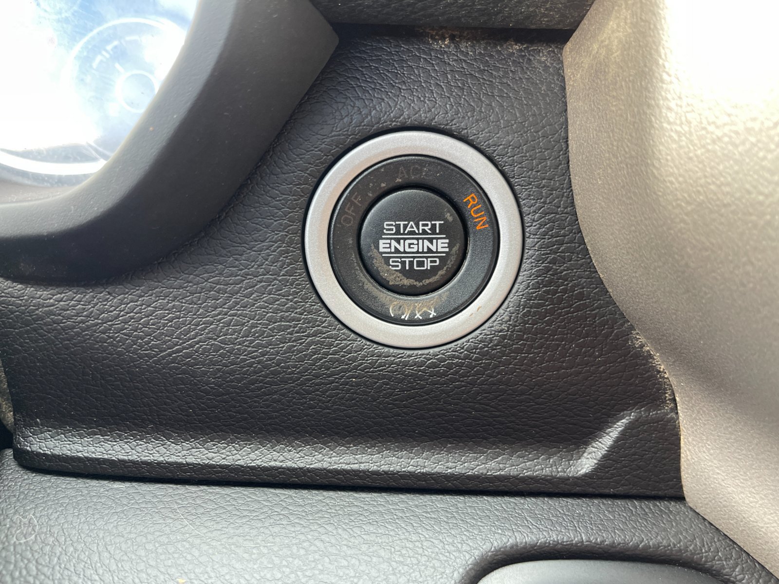 Used 2020 RAM 2500 Laramie AWD/4WD image 25