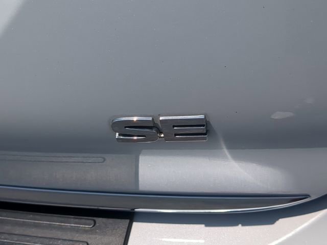 Used 2022 Mitsubishi Outlander SE AWD/4WD image 14