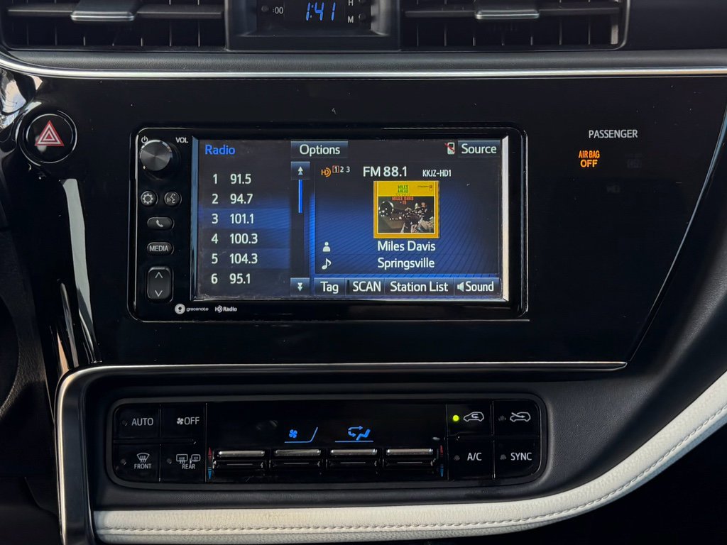 Used 2018 Toyota Corolla iM image 23