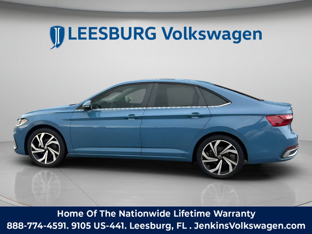 Used 2025 Volkswagen Jetta SEL FWD image 7