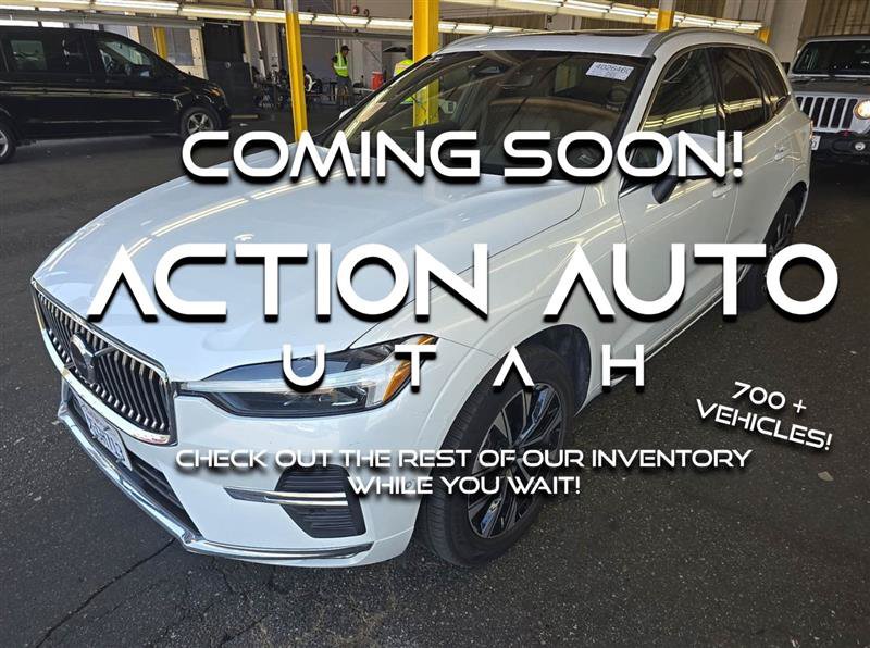 Used 2023 Volvo XC60 B5 Plus AWD/4WD image 1
