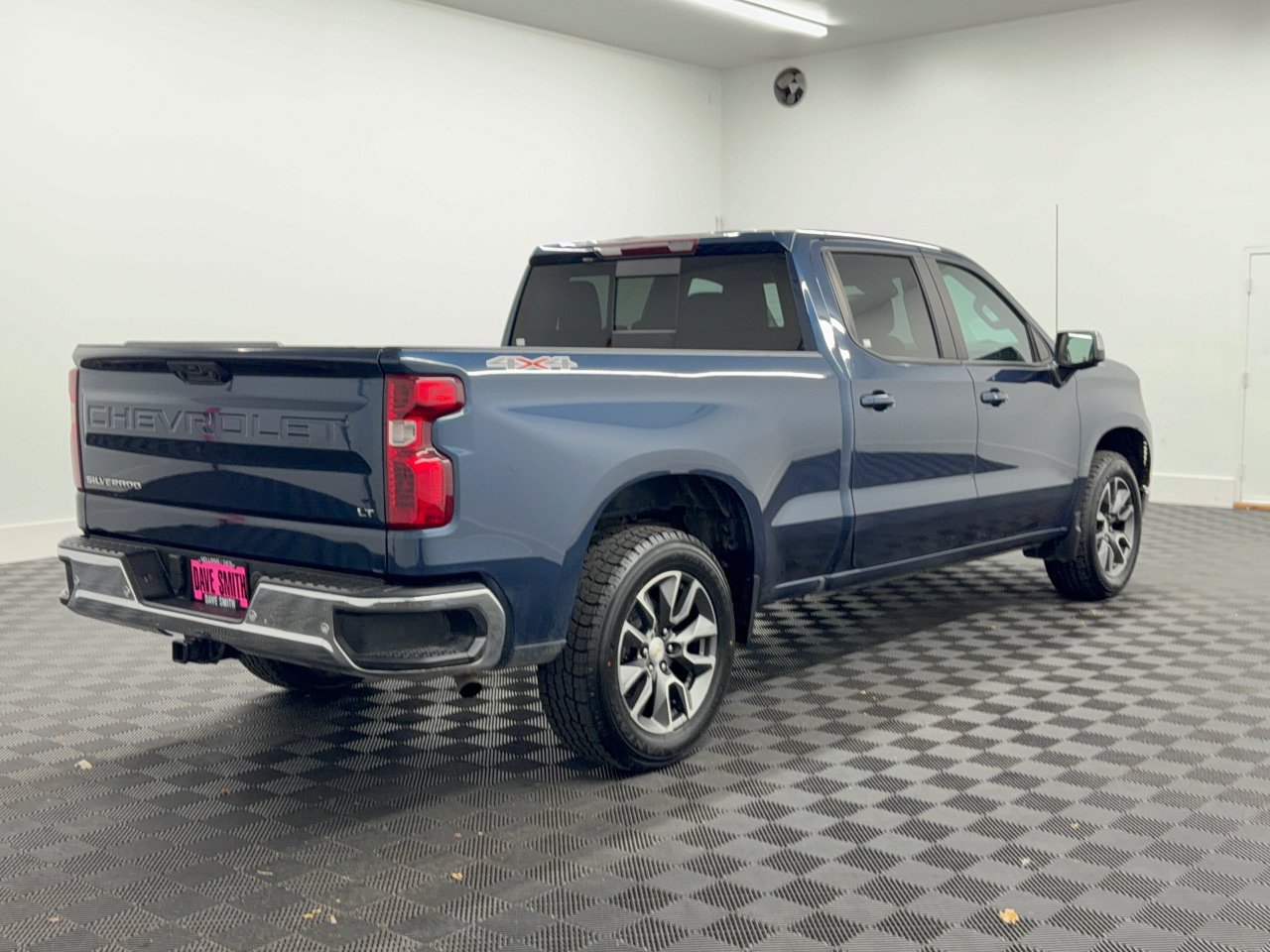 Used 2022 Chevrolet Silverado 1500 LT w/ All Star Edition Plus AWD/4WD image 9