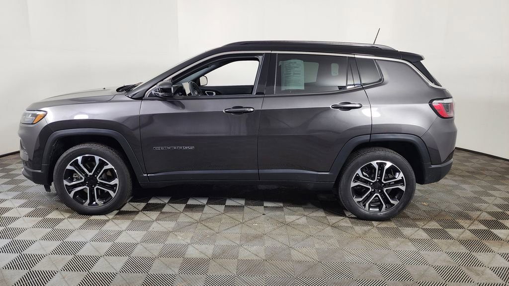 Used 2023 Jeep Compass Limited image 5