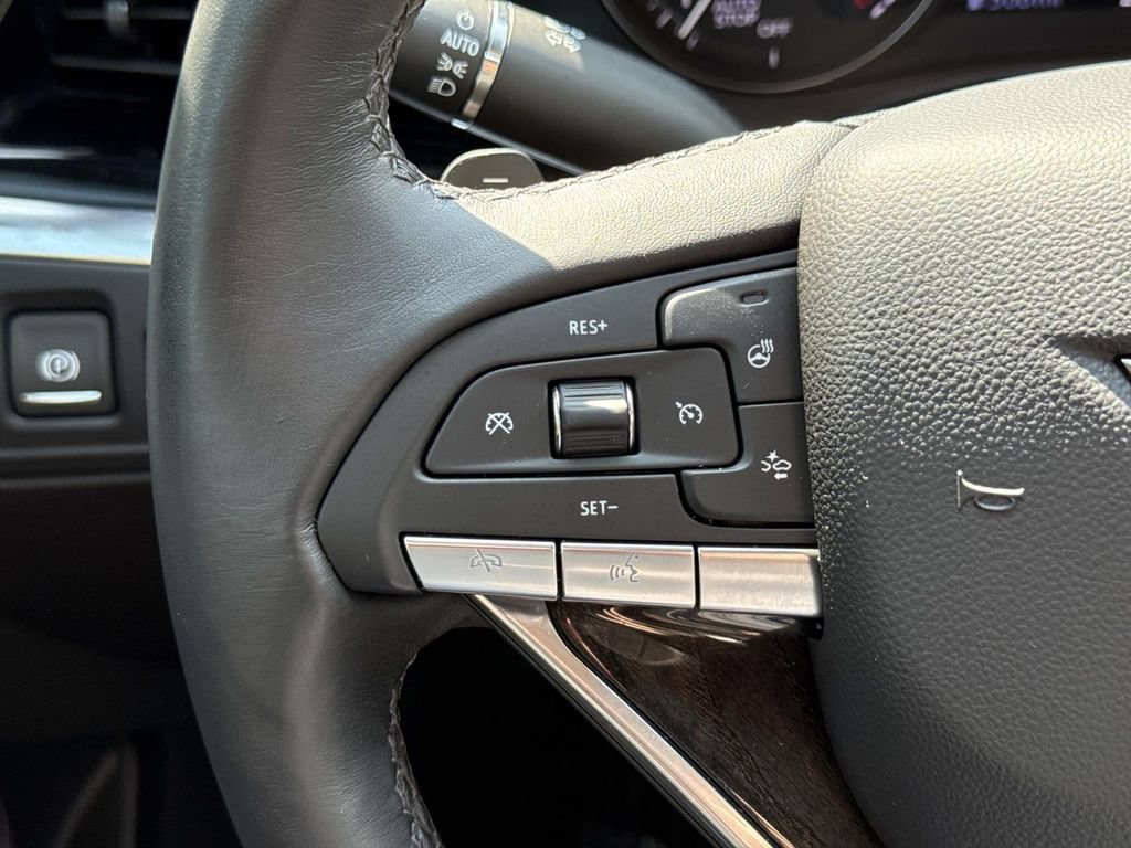 Used 2024 Cadillac XT6 Premium Luxury w/ Technology Package FWD image 38