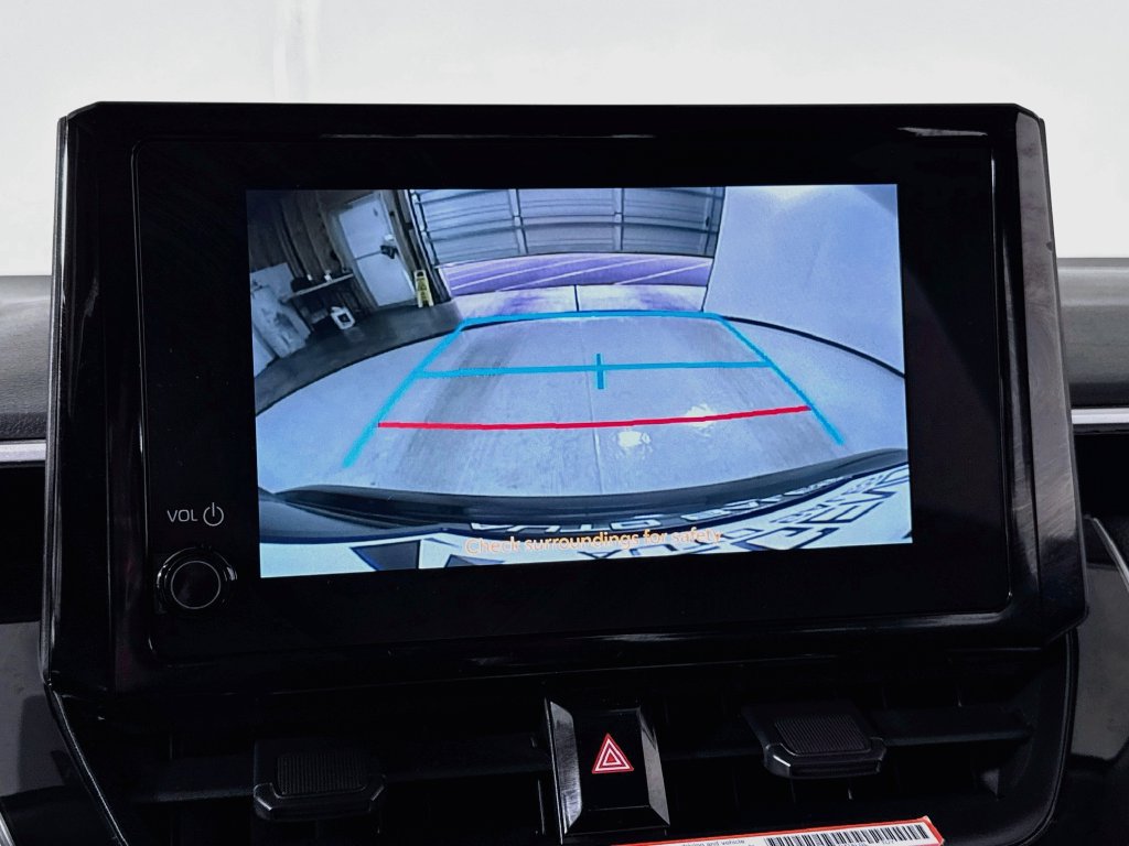 Used 2025 Toyota Corolla LE FWD image 28
