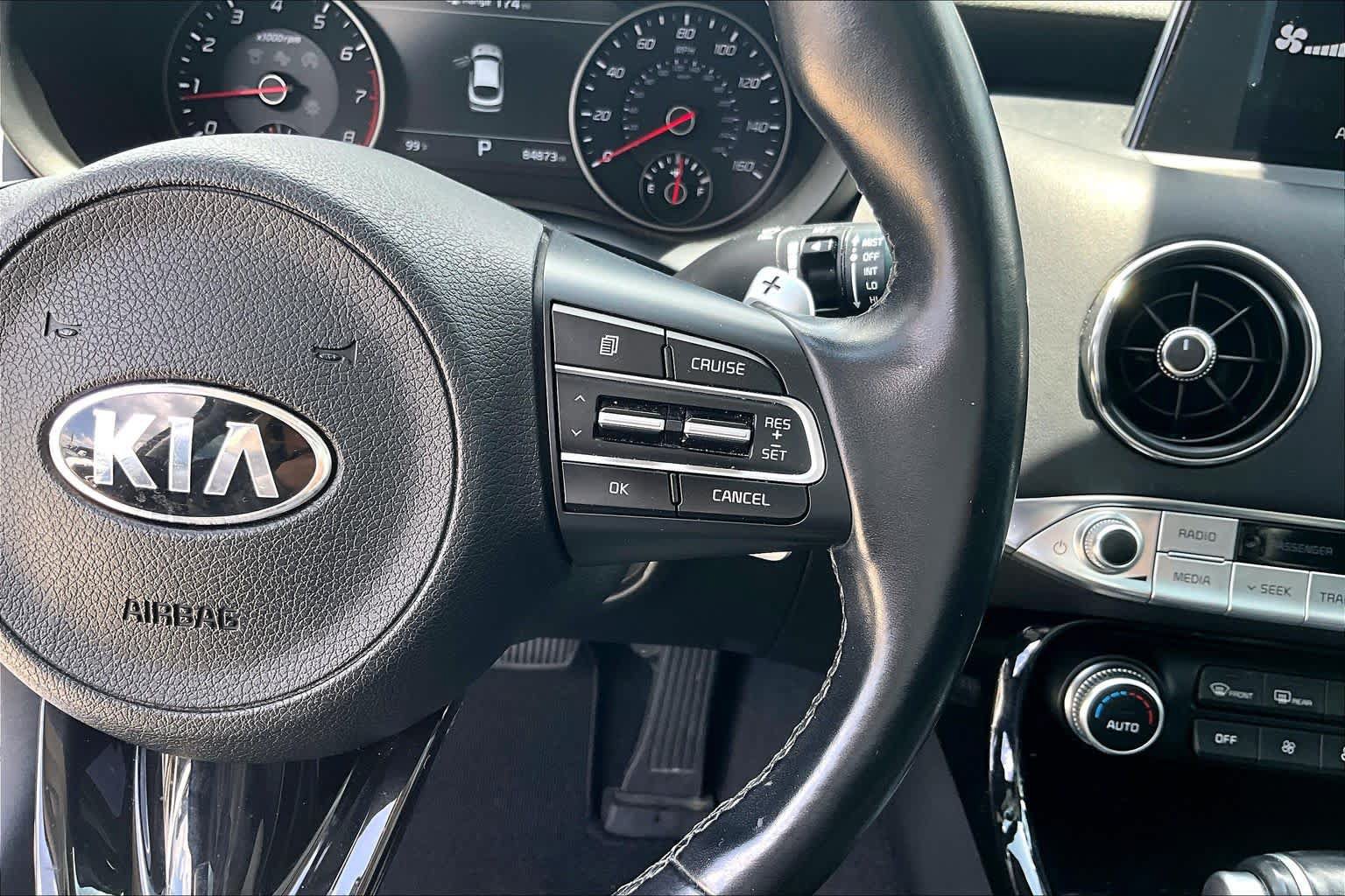 Used 2019 Kia Stinger Premium RWD image 23