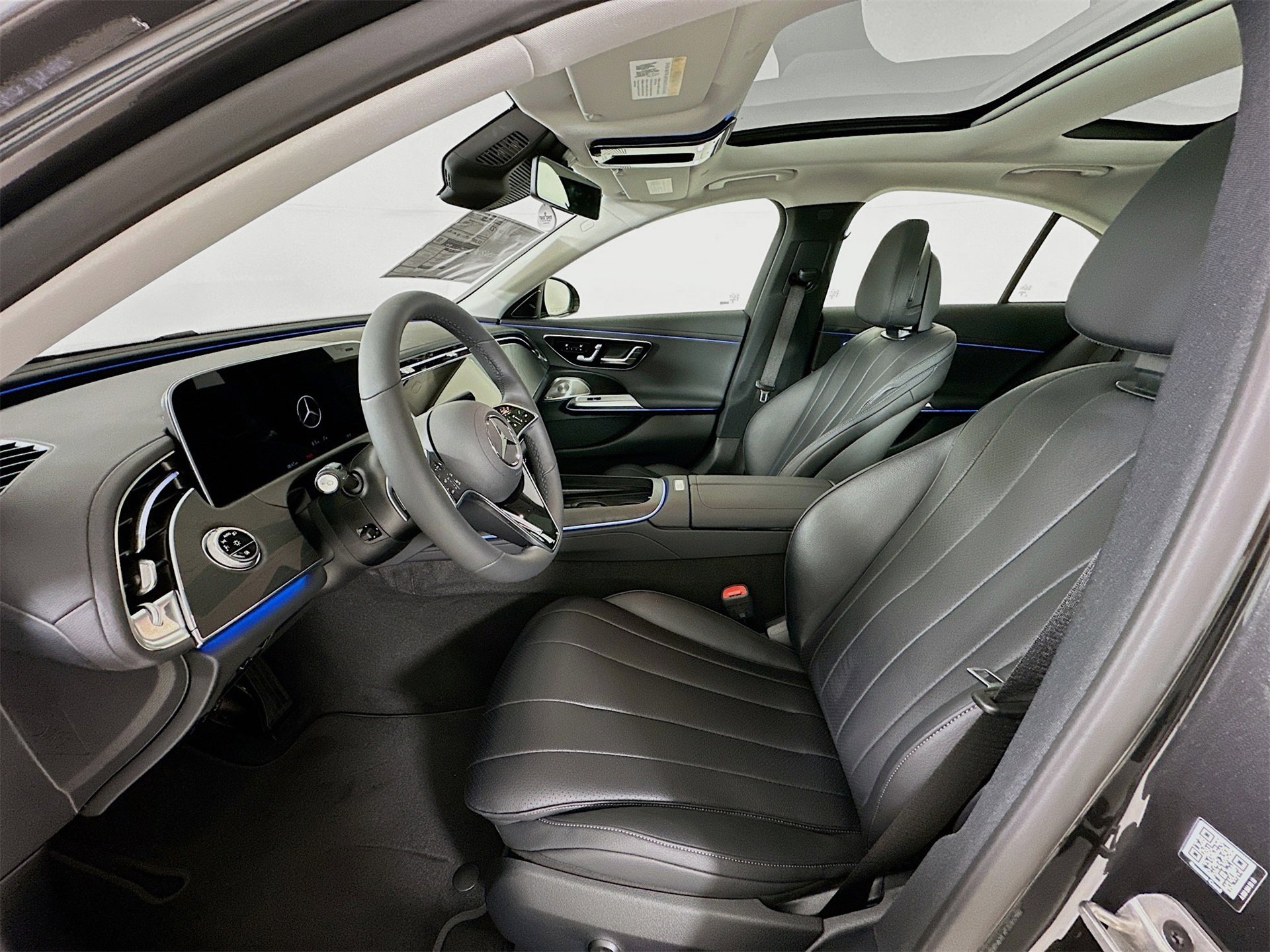 New 2026 Mercedes-Benz E 350 4MATIC Sedan image 23