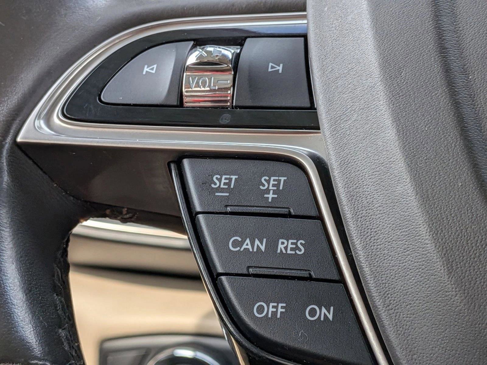Used 2019 Lincoln Nautilus Reserve AWD/4WD image 13
