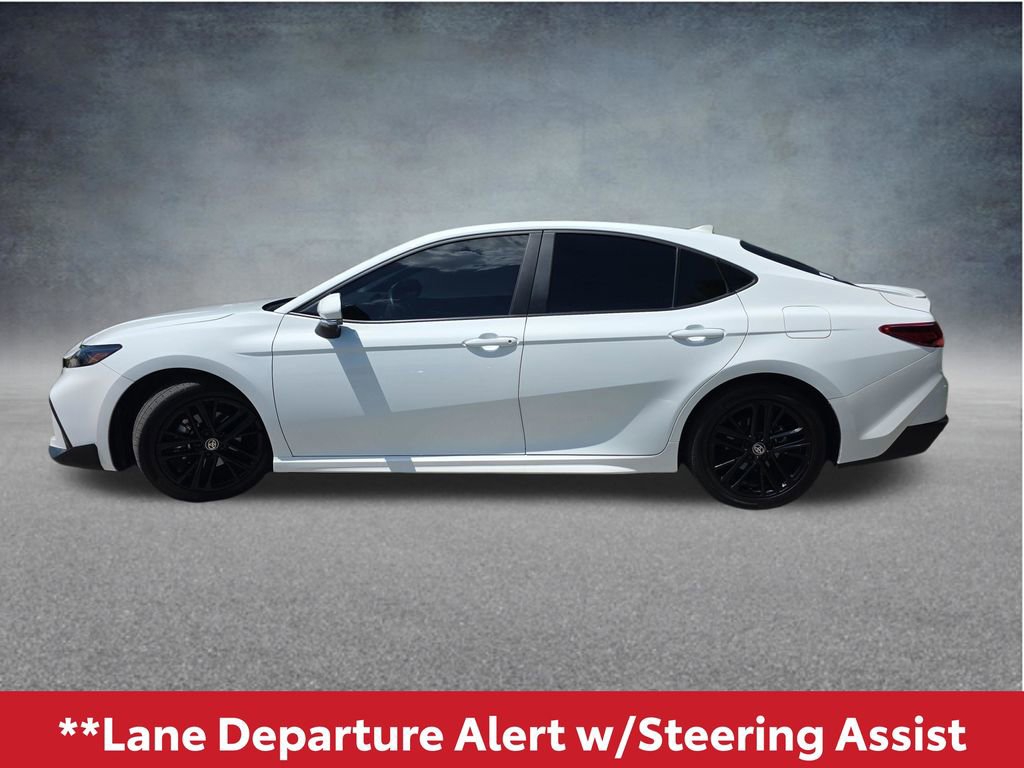 Used 2025 Toyota Camry SE FWD image 10