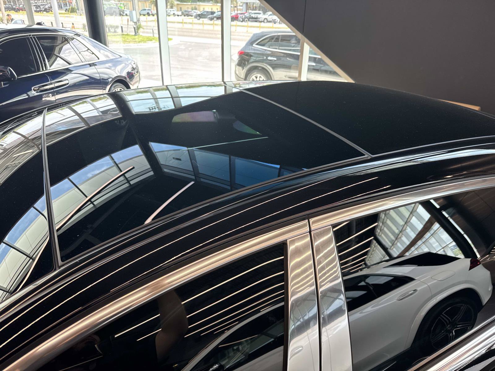 Certified 2024 Mercedes-Benz Maybach S 680 4MATIC image 32