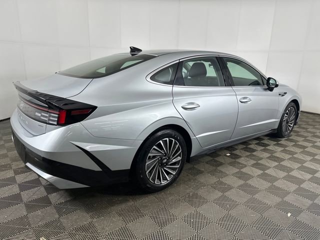 Certified 2025 Hyundai Sonata SEL image 32