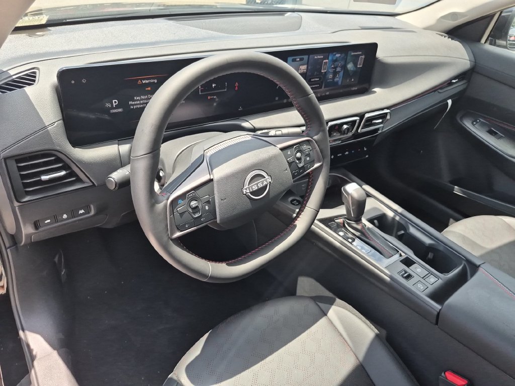 New 2026 Nissan Sentra SR w/ SR Premium Package FWD image 14