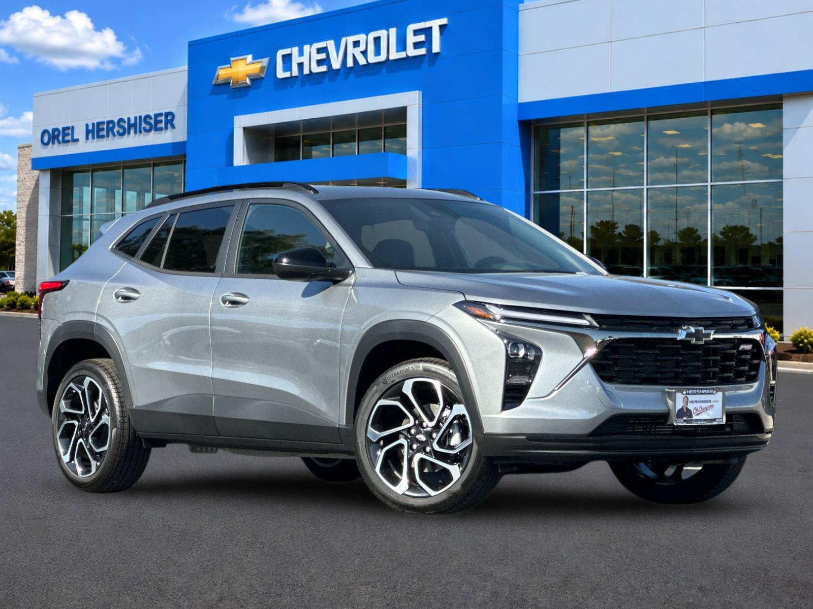New 2026 Chevrolet Trax RS w/ Driver Confidence Package FWD image 1