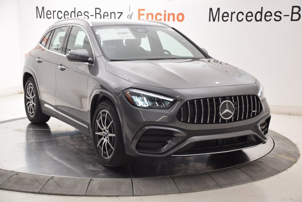 New 2025 Mercedes-Benz GLA 35 AMG 4MATIC image 8