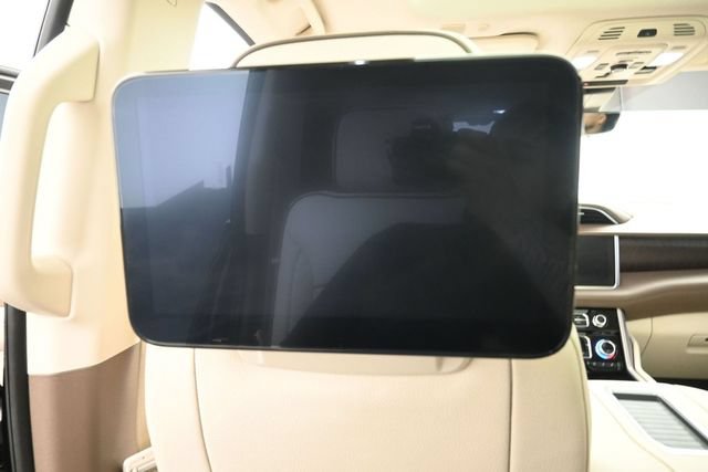 Used 2024 GMC Yukon Denali w/ Advanced Technology Package AWD/4WD image 22
