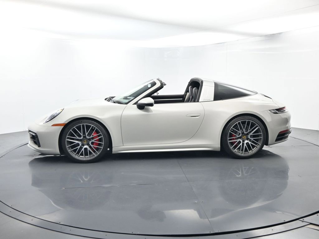 Certified 2021 Porsche 911 Targa 4S image 2