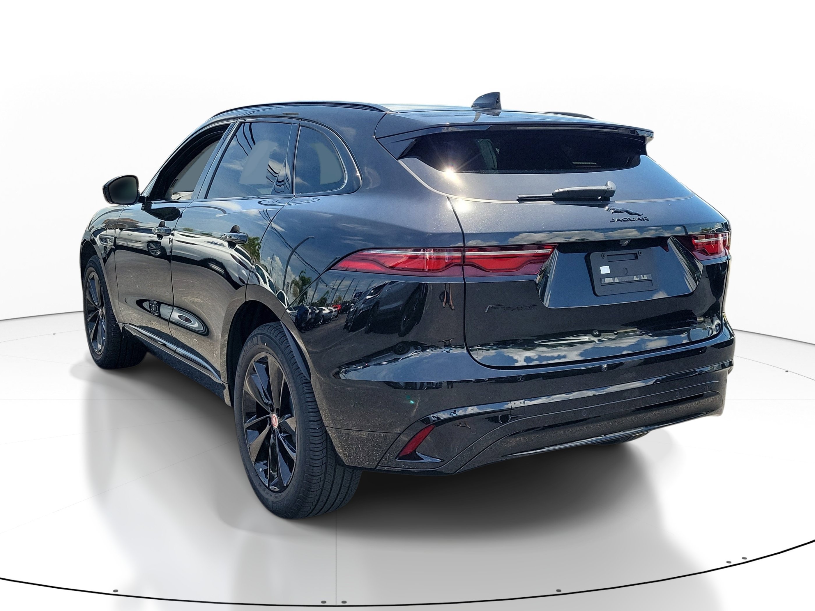 Used 2021 Jaguar F-PACE S AWD/4WD image 4