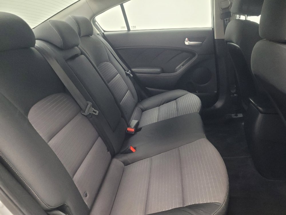 Used 2017 Kia Forte LX w/ LX Popular Package image 19