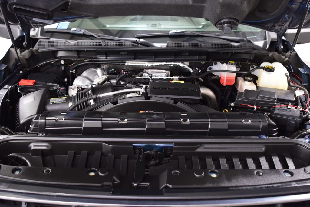 Used 2022 GMC Sierra 3500 AT4 w/ AT4 Preferred Package image 33