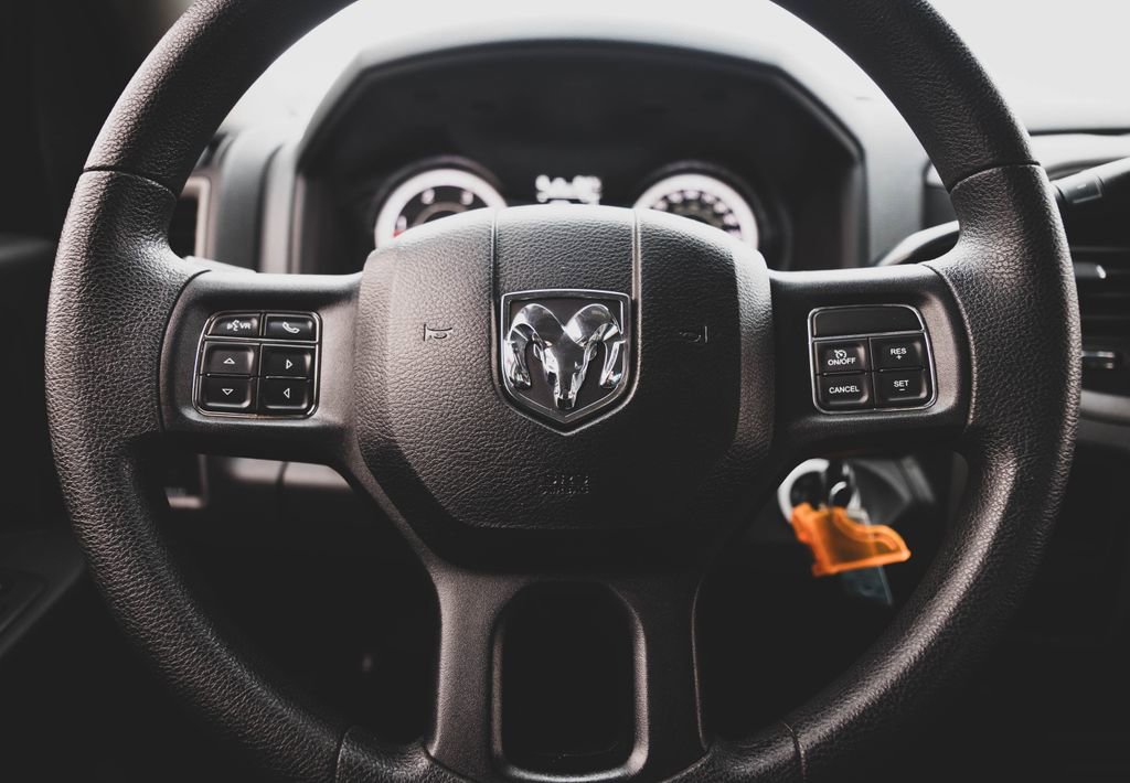 Used 2018 RAM 2500 Tradesman w/ Chrome Appearance Group image 8