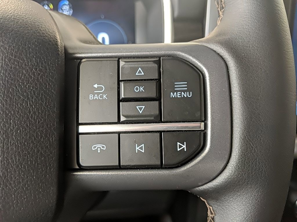 Used 2025 Ford F150 Lariat w/ Equipment Group 501A Mid image 19