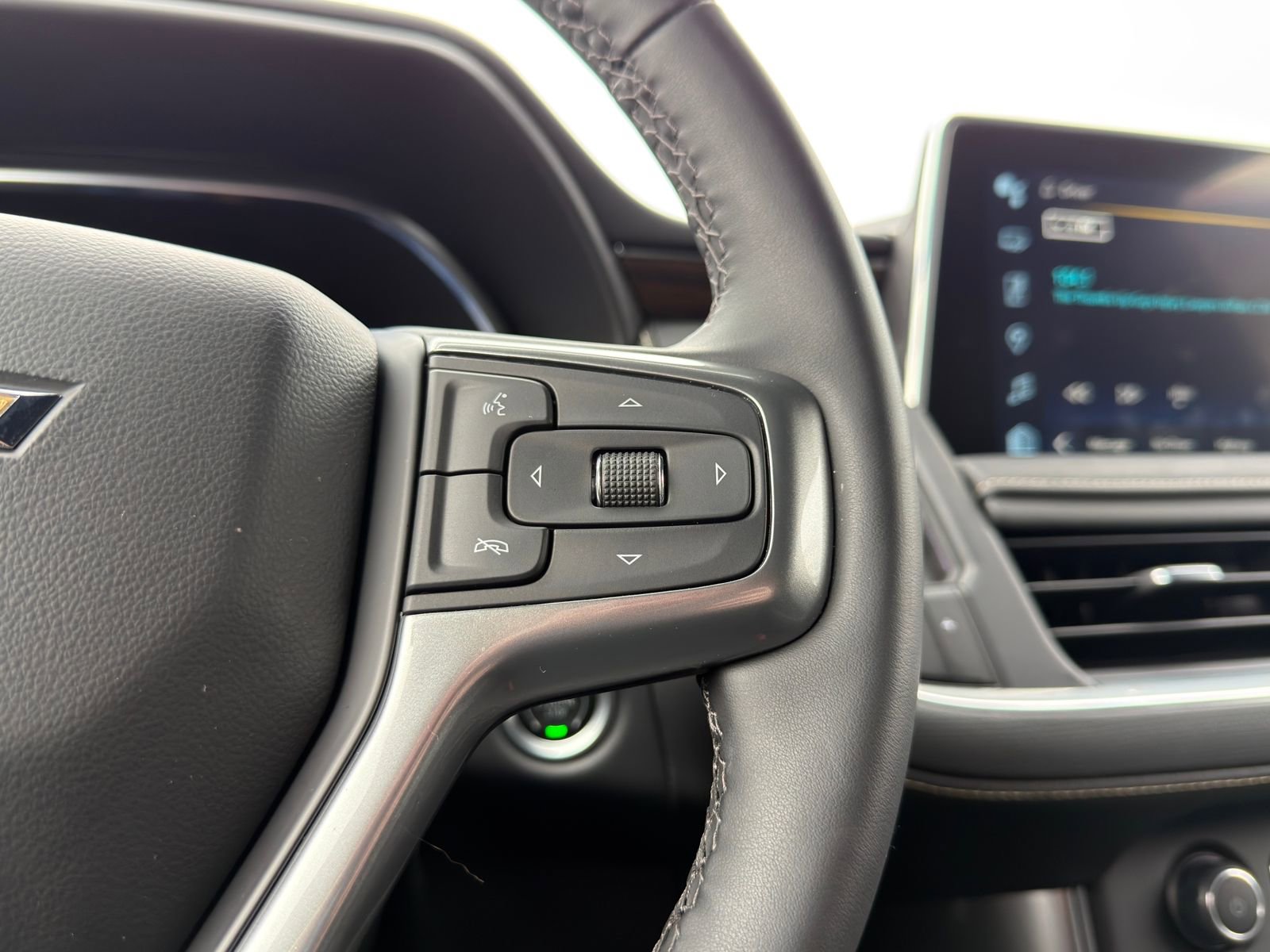 Used 2024 Chevrolet Tahoe Premier image 25