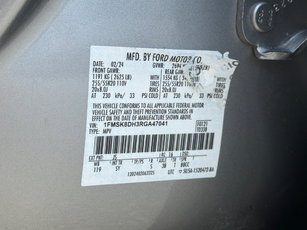 Used 2024 Ford Explorer XLT w/ Equipment Group 202A AWD/4WD image 35