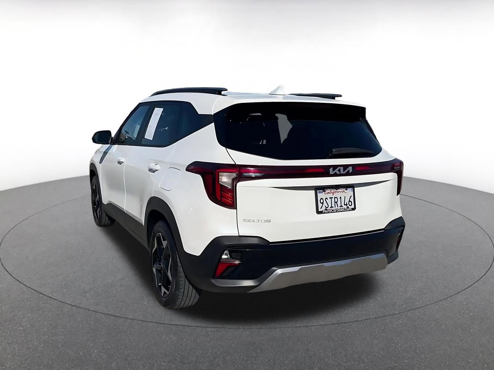 Used 2025 Kia Seltos S FWD image 11