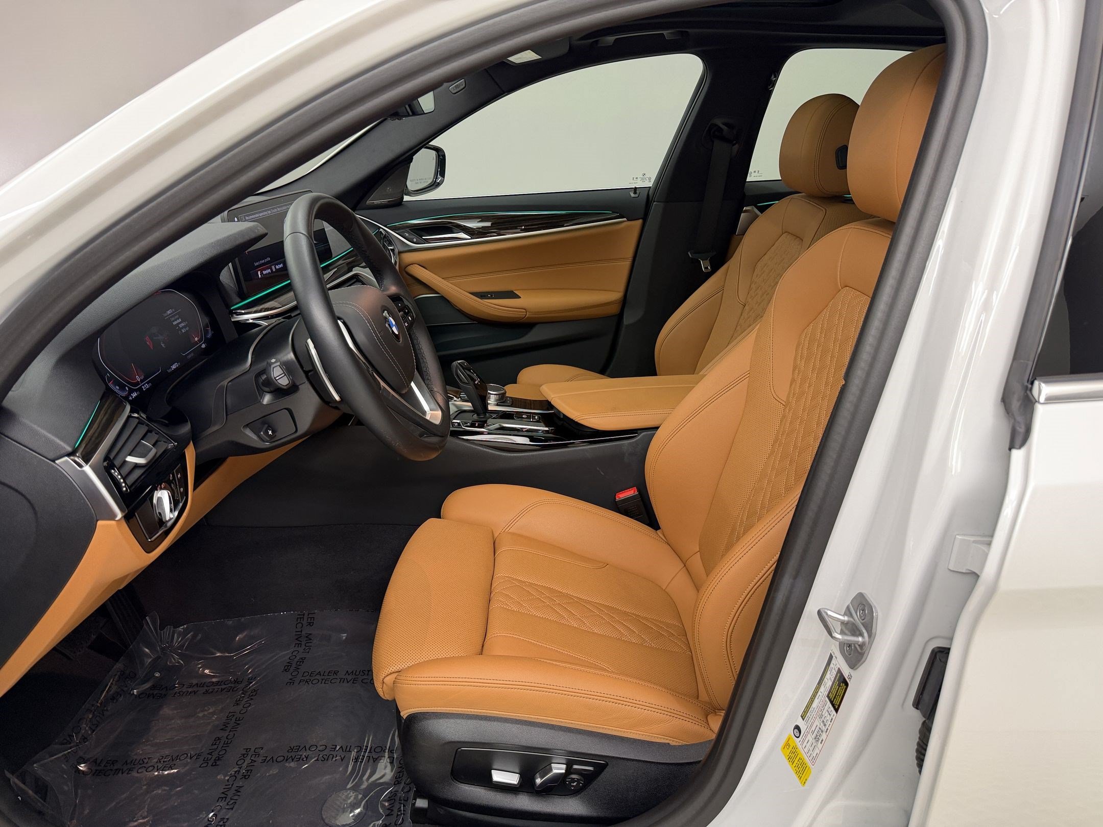 Certified 2023 BMW 530i w/ Premium Package RWD image 5
