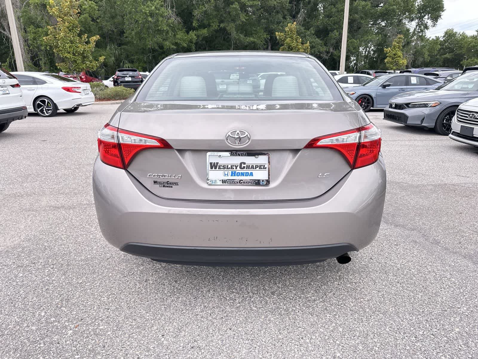 Used 2015 Toyota Corolla LE FWD image 5