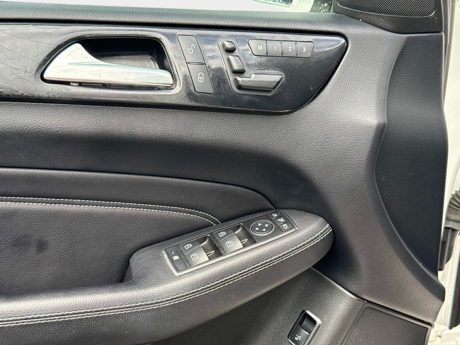 Used 2015 Mercedes-Benz ML 350 4MATIC image 16