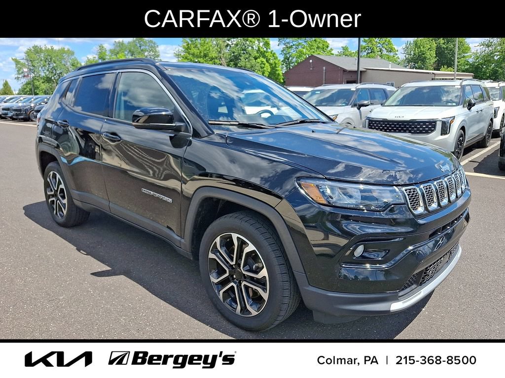 Used 2023 Jeep Compass Limited AWD/4WD image 3